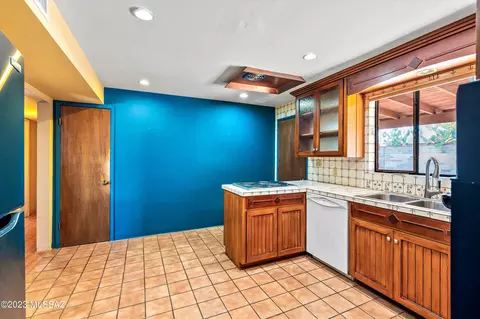 5820 E 9th St, Tucson, AZ 85711 photo 11