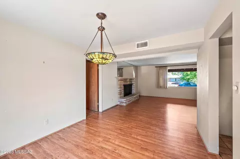 5820 E 9th St, Tucson, AZ 85711 photo 9
