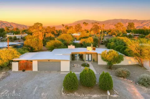 1302 N Camino Seco, Tucson, AZ 85715