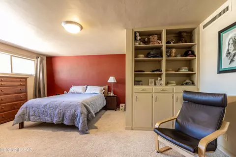 4321 E Holmes St, Tucson, AZ 85711 photo 6