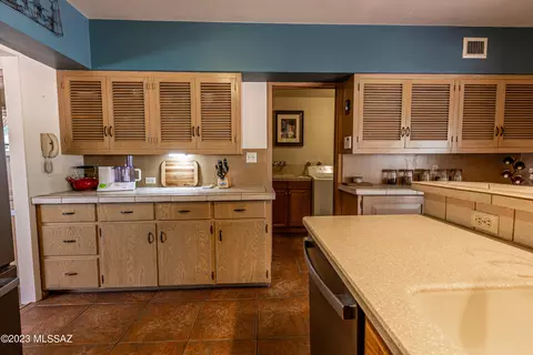 4321 E Holmes St, Tucson, AZ 85711 photo 21