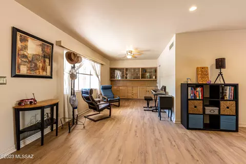 4321 E Holmes St, Tucson, AZ 85711 photo 16