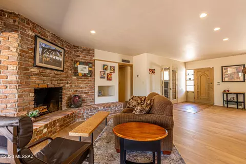 4321 E Holmes St, Tucson, AZ 85711 photo 13