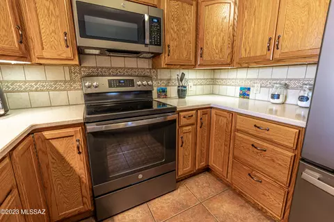 4321 E Holmes St, Tucson, AZ 85711 photo 24