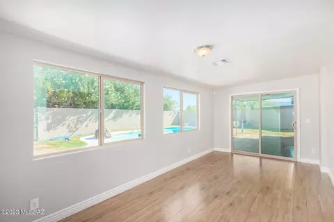 7841 E Silver Beech Dr, Tucson, AZ 85730 photo 7