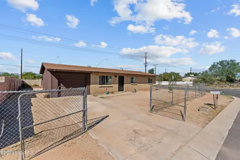 6504 S Portugal Cir, Tucson, AZ 85757