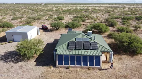 13982 S Breezy Ln, Pearce, AZ 85625