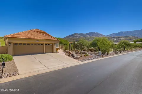 65500 E Rolling Hills Dr, Tucson, AZ 85739