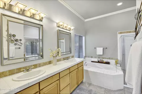 10385 E Boulderfield Dr, Tucson, AZ 85730 photo 24