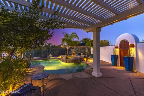 10385 E Boulderfield Dr, Tucson, AZ 85730 photo 7