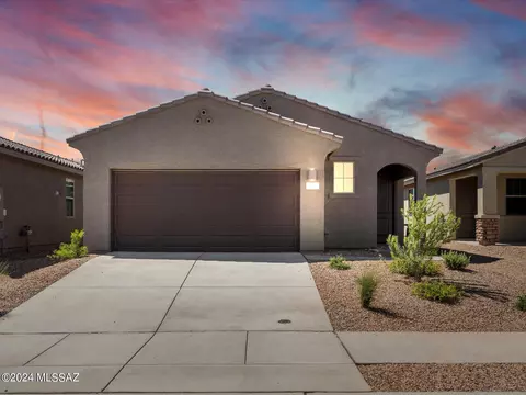 12592 E Caden Dr, Vail, AZ 85641