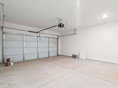 12592 E Caden Dr, Vail, AZ 85641 photo 6