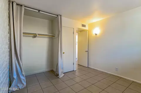 3779 E Sylvane St, Tucson, AZ 85713 photo 20
