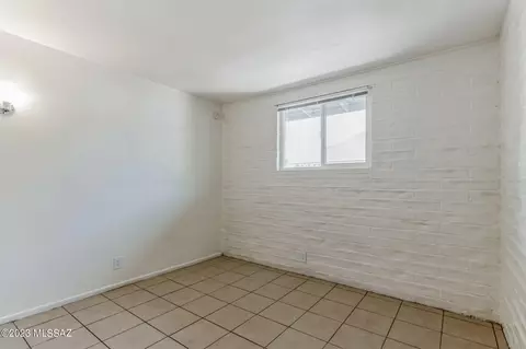 3779 E Sylvane St, Tucson, AZ 85713 photo 21
