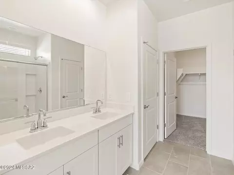 Bath - 12560 E Caden Dr, Vail, AZ 85641 photo 3 of 7