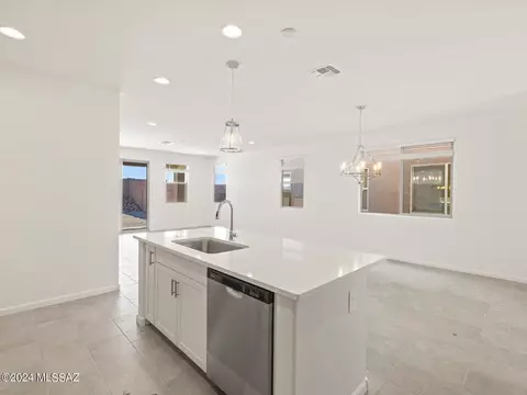 Kitchen - 12560 E Caden Dr, Vail, AZ 85641 photo 8 of 9
