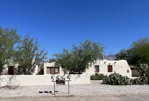 2719 E Water St, Tucson, AZ 85716
