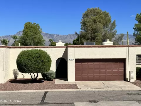 7605 E Pearson St, Tucson, AZ 85715