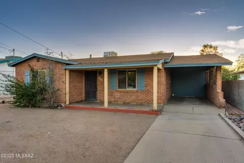 643 N Erin Ave, Tucson, AZ 85711