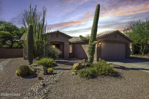 2613 W Southern Star Dr, Tucson, AZ 85713