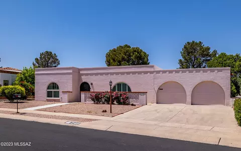 249 E Paseo Chuparosas, Green Valley, AZ 85614