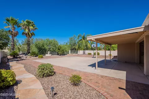 11511 N Mountain Breeze Dr, Oro Valley, AZ 85737
