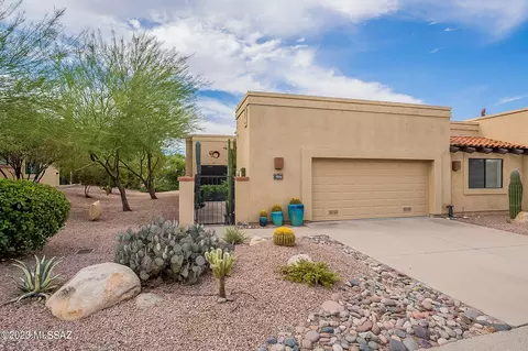 1024 E Camino Diestro, Oro Valley, AZ 85704