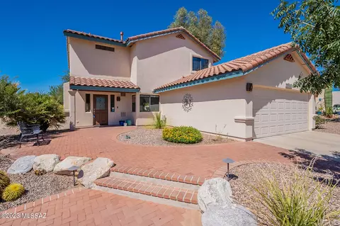 9311 N Broken Lance Dr, Tucson, AZ 85742