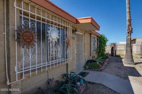 2742 S Calle Yucatan, Tucson, AZ 85730