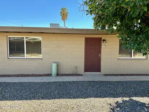 2841 N Columbus Blvd #28, Tucson, AZ 85712