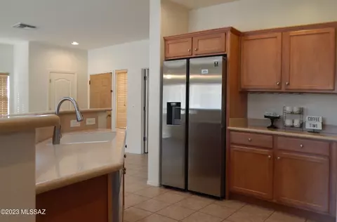 6644 E Gehrig Ln, Tucson, AZ 85756 photo 9