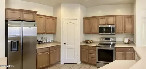 6644 E Gehrig Ln, Tucson, AZ 85756 photo 7
