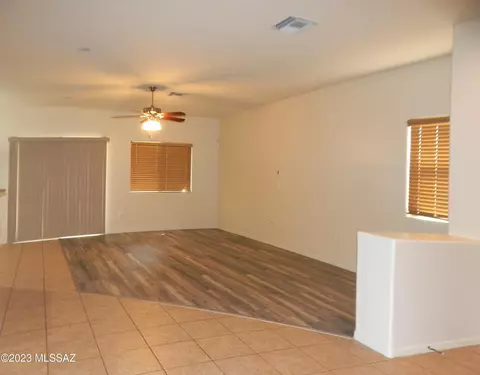 6644 E Gehrig Ln, Tucson, AZ 85756 photo 4