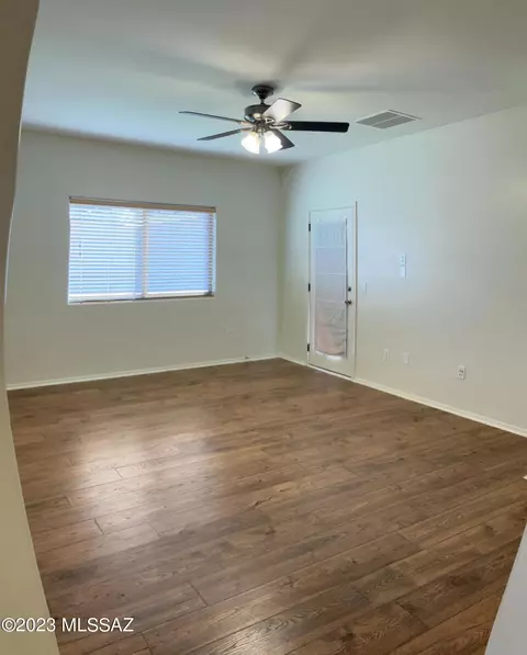 6644 E Gehrig Ln, Tucson, AZ 85756 photo 11