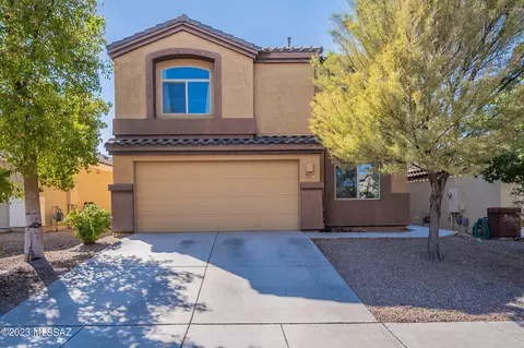 8032 S Nautilus Dr, Tucson, AZ 85756
