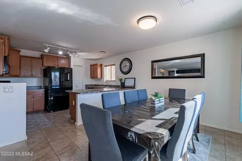 8032 S Nautilus Dr, Tucson, AZ 85756 photo 11