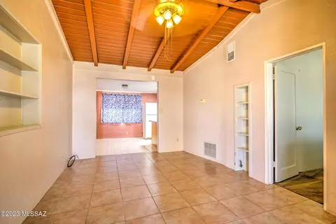 3702 E March Pl, Tucson, AZ 85713 photo 6