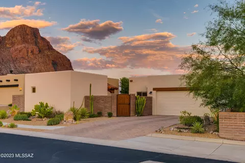 5211 W Golden Vista Way, Tucson, AZ 85713