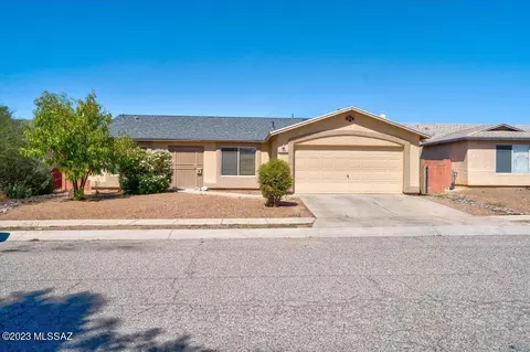 10221 E Hummingbird Meadow Way, Tucson, AZ 85747