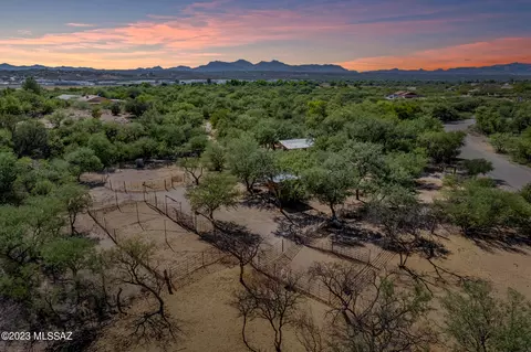 49 Paseo Mexico, Rio Rico, AZ 85648