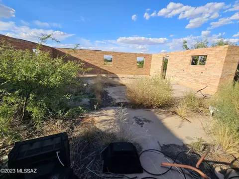 Exterior - 6277 E Trails End, Pearce, AZ 85625 photo 10 of 15