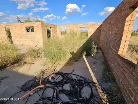 Exterior - 6277 E Trails End, Pearce, AZ 85625 photo 13 of 15