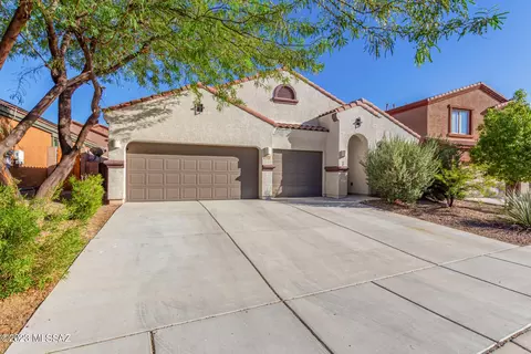 9892 N Crook Ln, Tucson, AZ 85742