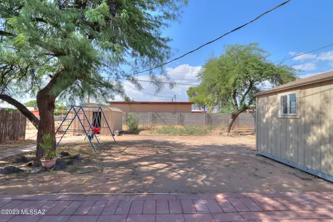 3949 E 27th St, Tucson, AZ 85711 photo 27