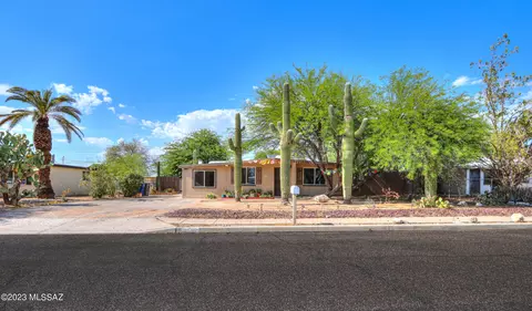 3949 E 27th St, Tucson, AZ 85711