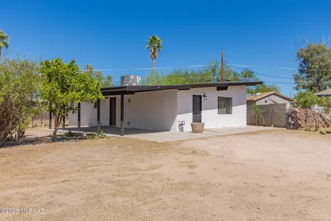 2055 E Silvosa St, Tucson, AZ 85713
