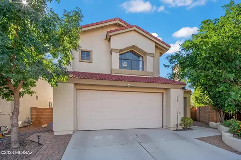 650 W Kidd Pl, Oro Valley, AZ 85737