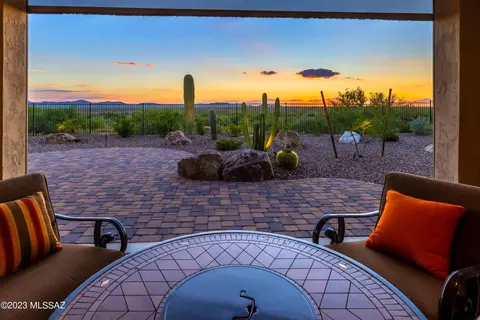32952 Cattle Trl, Oracle, AZ 85623