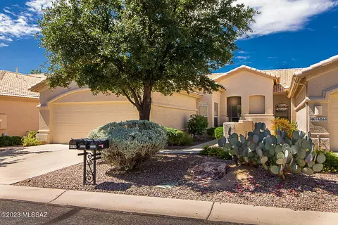 38916 S Carefree Dr, Saddlebrooke, AZ 85739