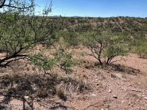 357 Via Papagayo #32, Rio Rico, AZ 85648